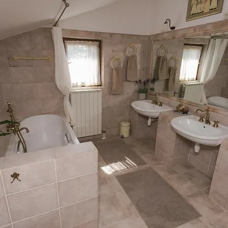 Villa Aurora *